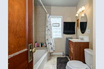 2733 N Downer Ave #2735, Milwaukee, WI 53211 - Photo 11