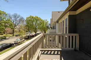 2733 N Downer Ave, Milwaukee, WI 53211 - Photo 27