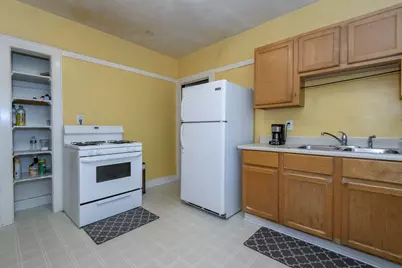 2733 N Downer Ave #2735, Milwaukee, WI 53211 - Photo 17