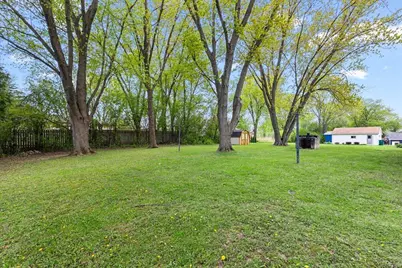 N69W13409  Harding Dr, Menomonee Falls, WI 53051 - Photo 39
