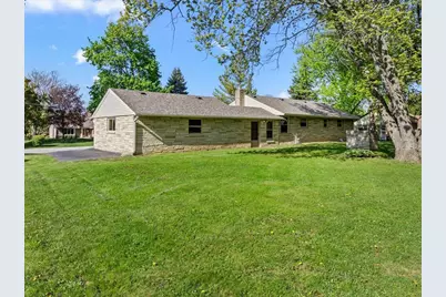 N69W13409  Harding Dr, Menomonee Falls, WI 53051 - Photo 31
