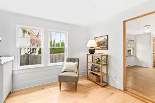 5932 N Santa Monica Blvd, Whitefish Bay, WI 53217 - Photo 9