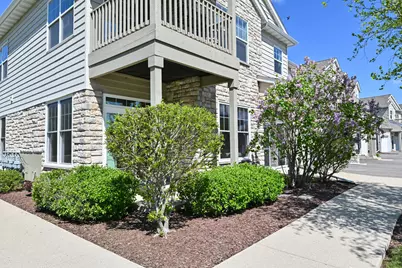 N16W26559  Meadowgrass Cir #A, Pewaukee, WI 53072 - Photo 3
