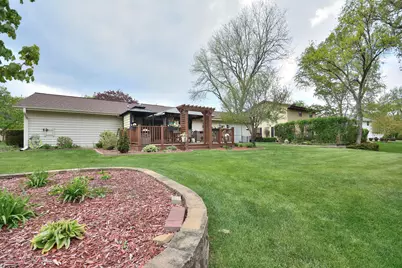 W224N2618  Ridgewood Ln, Pewaukee, WI 53186 - Photo 25