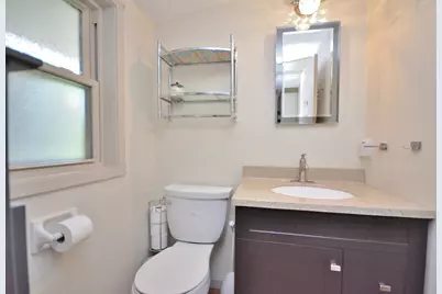 W224N2618  Ridgewood Ln, Pewaukee, WI 53186 - Photo 19