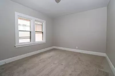 4127 N 16th St, Milwaukee, WI 53209 - Photo 5