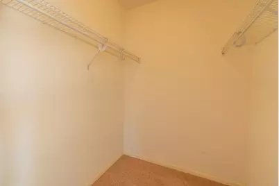 6995 S Riverwood Blvd #B06, Franklin, WI 53132 - Photo 13