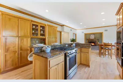 N36W22663  Long Valley Rd, Pewaukee, WI 53072 - Photo 17