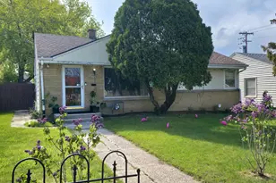 3949 N 77th St, Milwaukee, WI 53222 - Photo 1