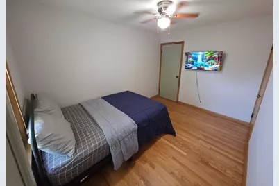 3949 N 77th St, Milwaukee, WI 53222 - Photo 5