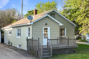 1207 Grant St, Lake Geneva, WI 53147 - Photo 3