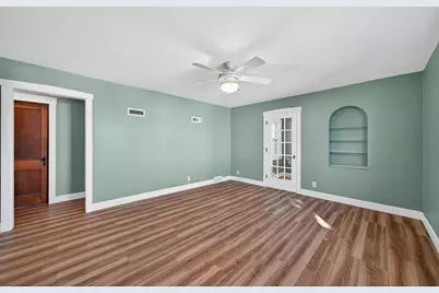 1207  Grant St, Lake Geneva, WI 53147 - Photo 15