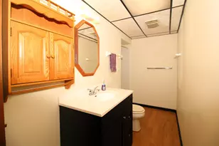 2111 Canary St, West Bend, WI 53090 - Photo 15
