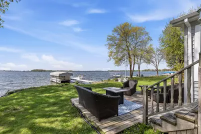 W10285  Shorecrest Dr, Fox Lake, WI 53933 - Photo 3