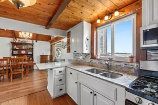 W10285 Shorecrest Dr, Fox Lake, WI 53933 - Photo 9
