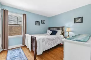 4942 N Berkeley Blvd, Whitefish Bay, WI 53217 - Photo 11