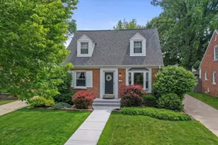 4942 N Berkeley Blvd, Whitefish Bay, WI 53217 - Photo 49