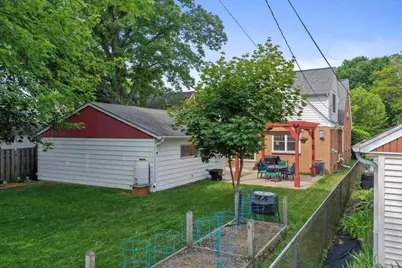 4942 N Berkeley Blvd, Whitefish Bay, WI 53217 - Photo 41