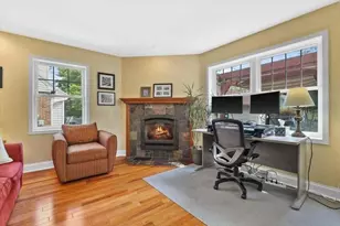 4942 N Berkeley Blvd, Whitefish Bay, WI 53217 - Photo 19