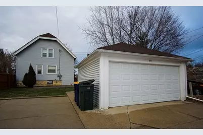 6029 W Mitchell St, West Allis, WI 53214 - Photo 11