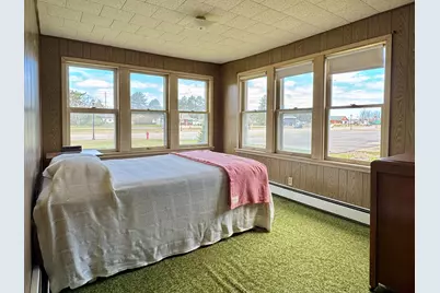 531 N Railroad St, Eagle River, WI 54521 - Photo 9