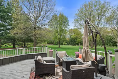 126  Hickory Dr, Delafield, WI 53018 - Photo 13