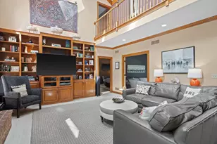 126 Hickory Dr, Delafield, WI 53018 - Photo 29