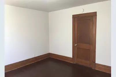 1606  59th St, Kenosha, WI 53140 - Photo 5