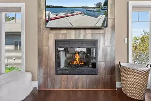 5704 W Lake Dr, West Bend, WI 53095 - Photo 77