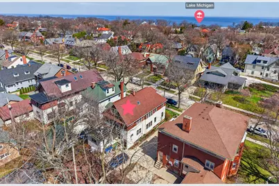 3313 N Summit Ave #3315, Milwaukee, WI 53211 - Photo 3