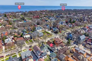 3313 N Summit Ave, Milwaukee, WI 53211 - Photo 37