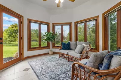 W292N3634  Stillmeadow Rd, Delafield, WI 53072 - Photo 17