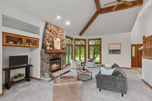 W292N3634 Stillmeadow Rd, Delafield, WI 53072 - Photo 15