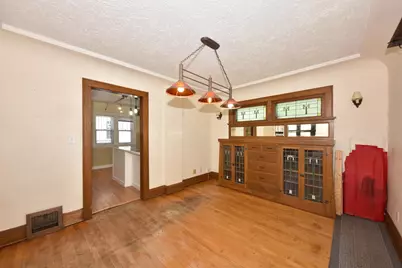 3737 W Miller Ln, Milwaukee, WI 53208 - Photo 13