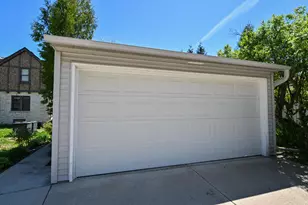 4471 N Ardmore Ave, Shorewood, WI 53211 - Photo 39
