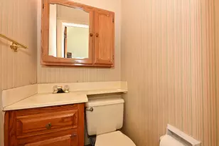 4471 N Ardmore Ave, Shorewood, WI 53211 - Photo 17