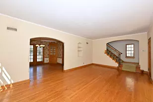 4471 N Ardmore Ave, Shorewood, WI 53211 - Photo 7