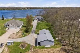 633 S Neumeyer Ln, Rockland, WI 54110 - Photo 41