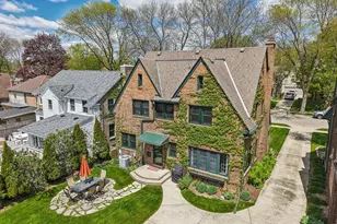 717 E Lake View Ave, Whitefish Bay, WI 53217 - Photo 53