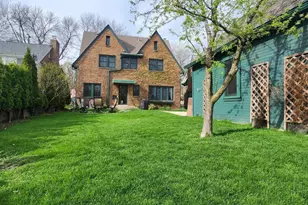 717 E Lake View Ave, Whitefish Bay, WI 53217 - Photo 55
