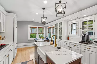 717 E Lake View Ave, Whitefish Bay, WI 53217 - Photo 13