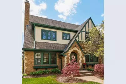 717 E Lake View Ave, Whitefish Bay, WI 53217 - Photo 1