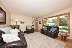 18530 Arden Ave, Brookfield, WI 53045 - Photo 9