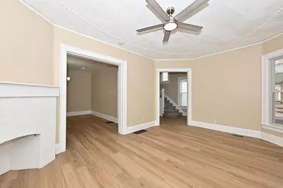 2825 W Juneau Ave, Milwaukee, WI 53208 - Photo 7