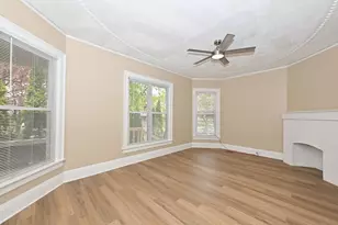 2825 W Juneau Ave, Milwaukee, WI 53208 - Photo 5