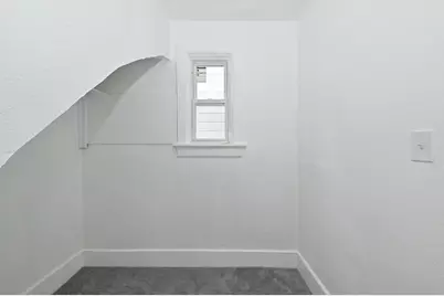 2825 W Juneau Ave, Milwaukee, WI 53208 - Photo 29