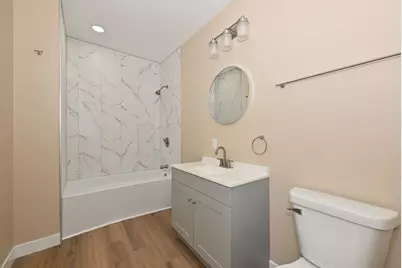 2825 W Juneau Ave, Milwaukee, WI 53208 - Photo 25