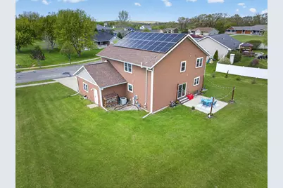 304  Alyssa St, Tomah, WI 54660 - Photo 9