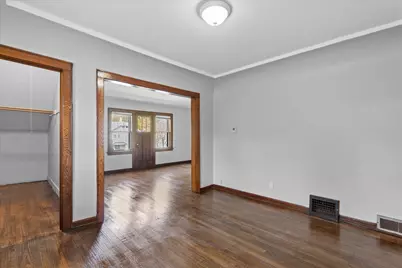 2808 N 57th St #2810, Milwaukee, WI 53210 - Photo 11