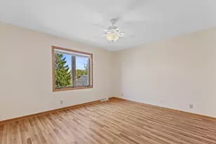 W175S7516 Harbor Cir, Muskego, WI 53150 - Photo 17